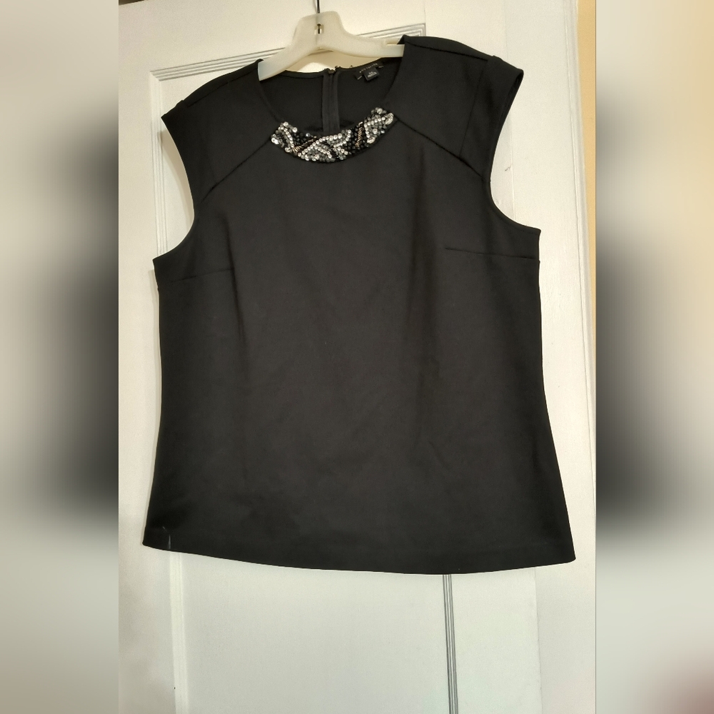 Ann Taylor XL Black Sleeveless Top w Beaded Neck